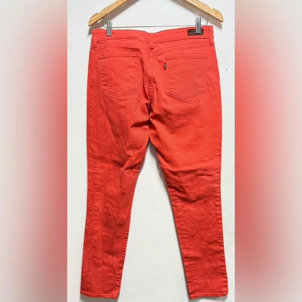 Levi's Women's Mid-Rise Skinny Colored Stretch Casual Jeans in Coral Size 31